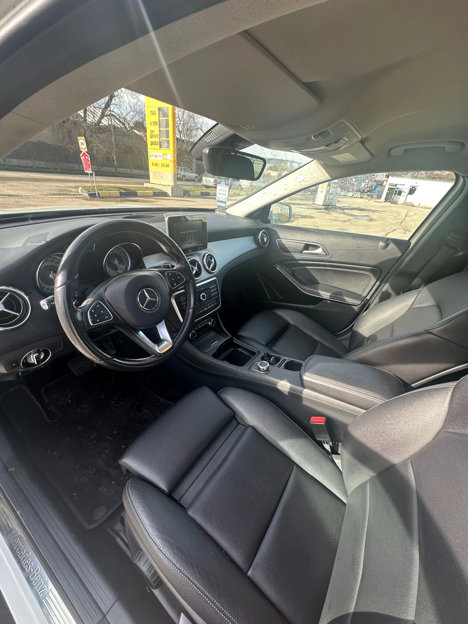 Mercedes-Benz GLA 200 2.2 CDI Activity Edition , снимка 10 - Автомобили и джипове - 53819144