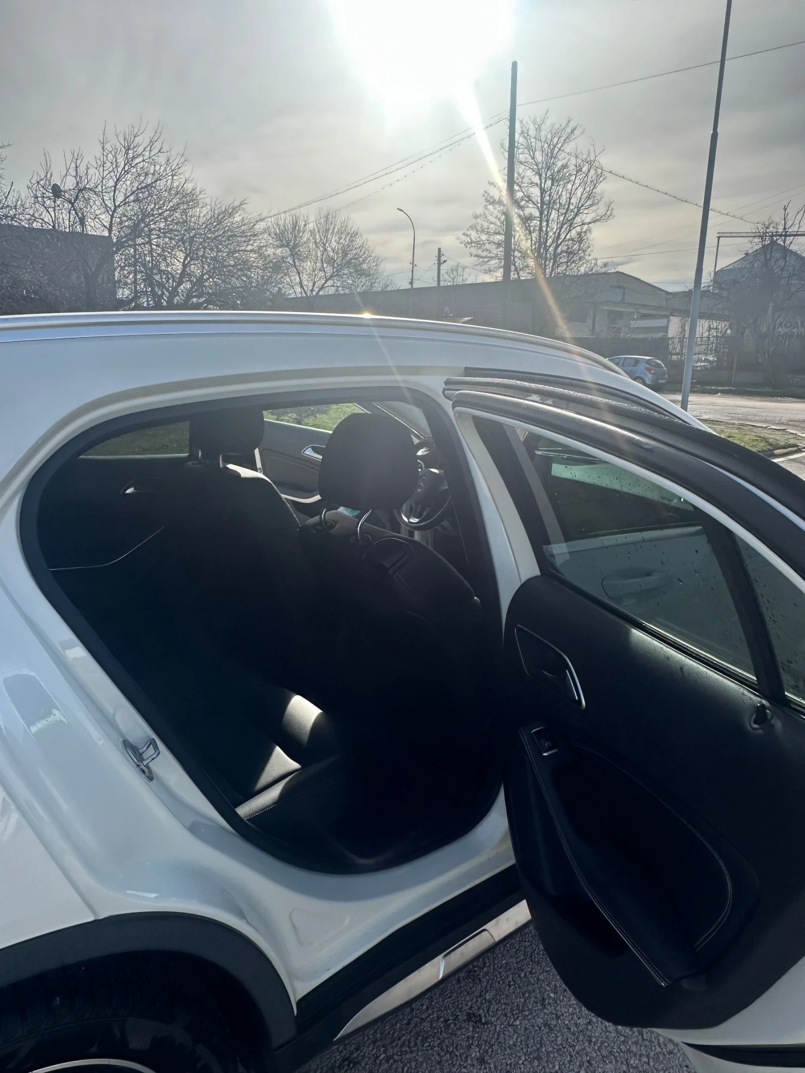 Mercedes-Benz GLA 200 2.2 CDI Activity Edition , снимка 7 - Автомобили и джипове - 53819144