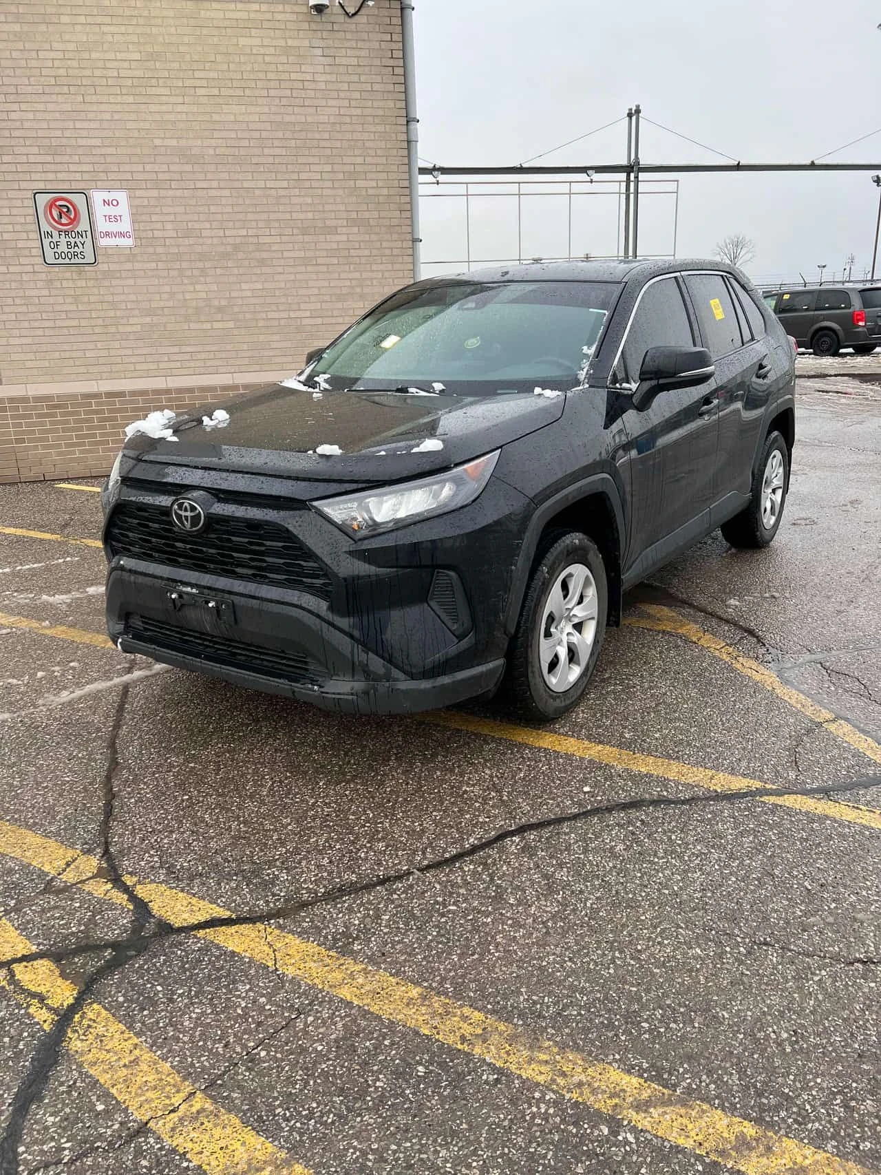 Toyota Rav4 * LE * CARFAX * ЦЕНА ДО БГ | Auto.bg — изображение 1