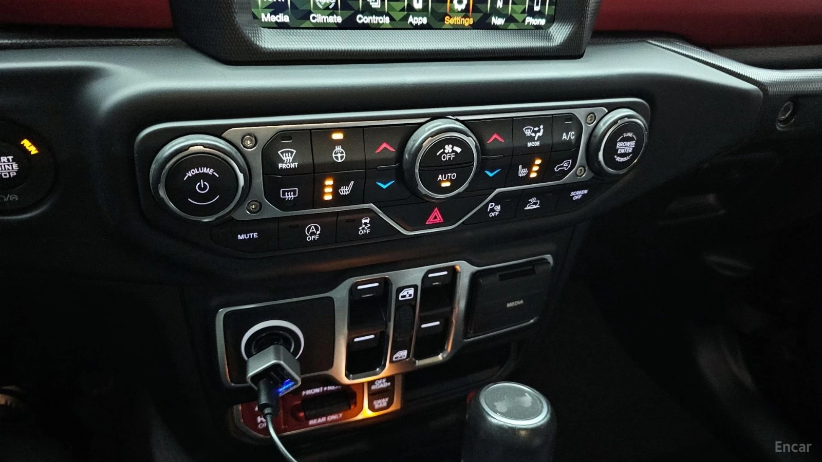 Jeep Wrangler * RUBICON* LED* KEYLESS* Camera* ПОДГРЕВ* , снимка 16 - Автомобили и джипове - 55655045