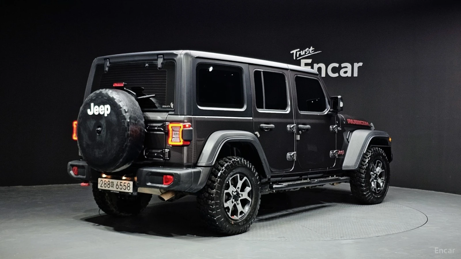 Jeep Wrangler * RUBICON* LED* KEYLESS* Camera* ПОДГРЕВ* , снимка 2 - Автомобили и джипове - 55655045