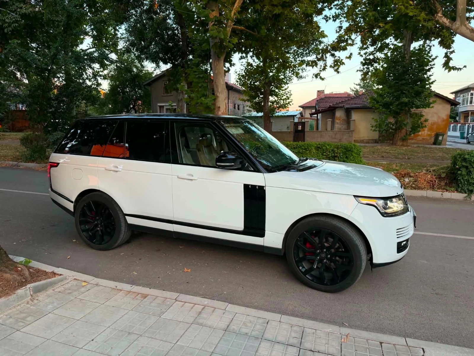 Land Rover Range Rover Evoque DRIVE PRO 3000 4X4 22инч. джанти, снимка 3 - Автомобили и джипове - 55948422