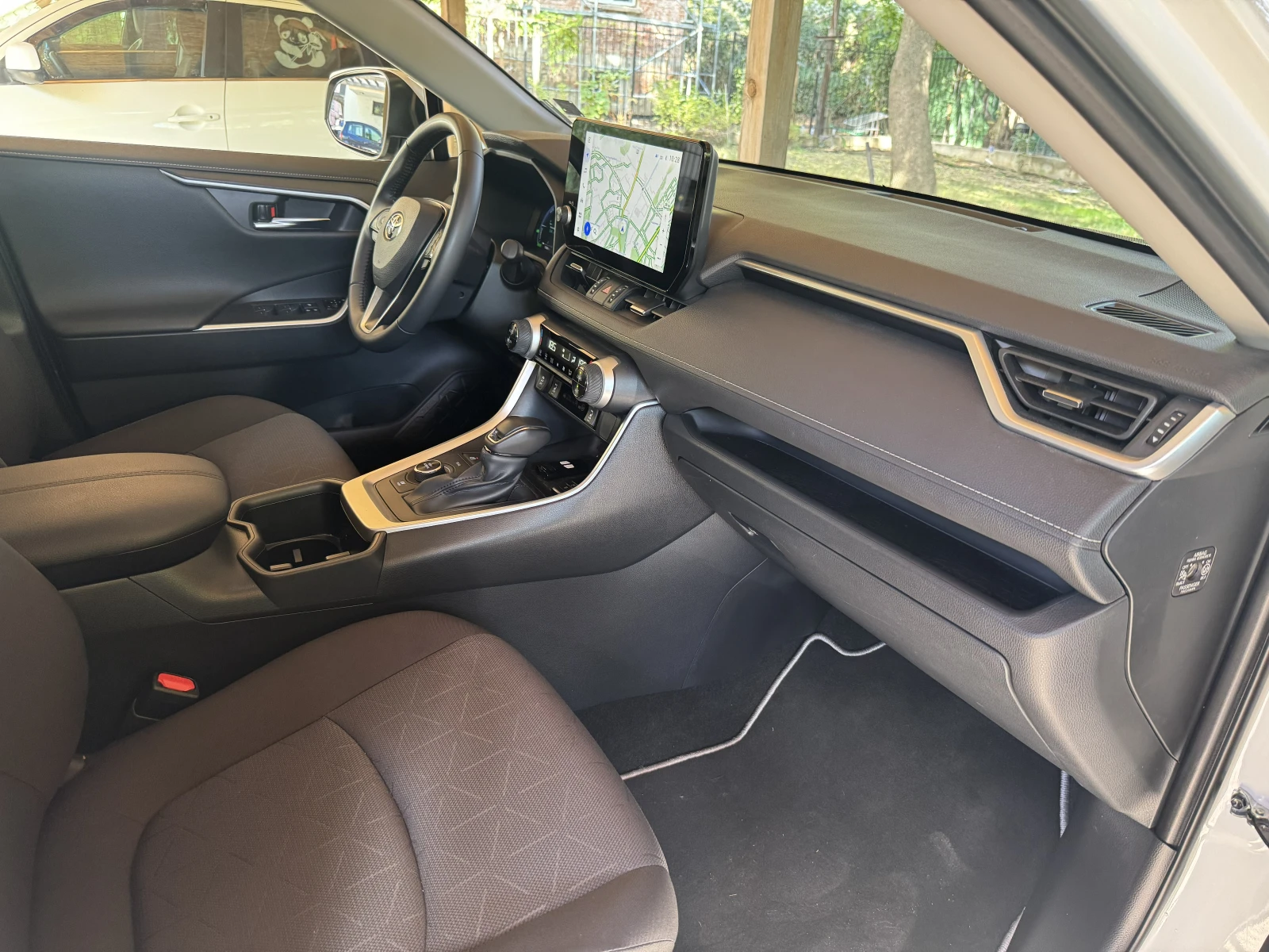 Toyota Rav4 Executive, снимка 5 - Автомобили и джипове - 56210405