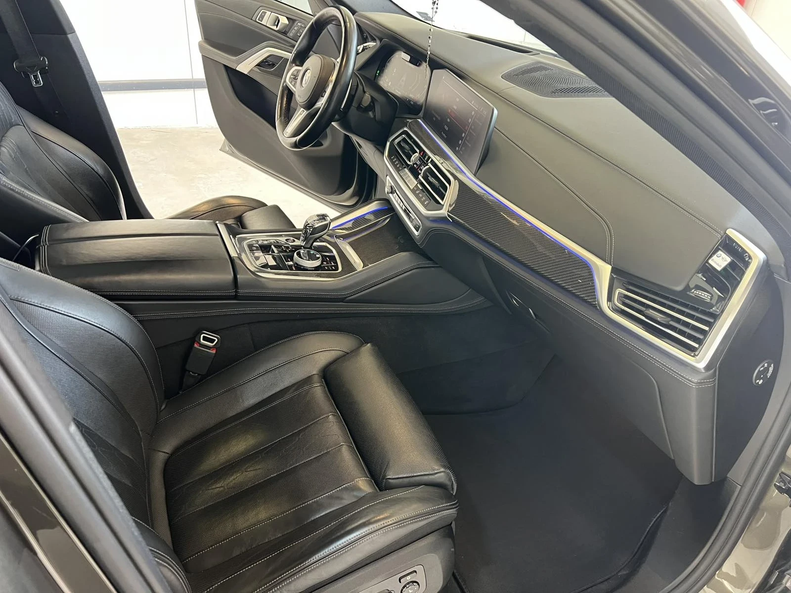 BMW X6 Х6M50D X-drive individyal , снимка 13 - Автомобили и джипове - 56659587