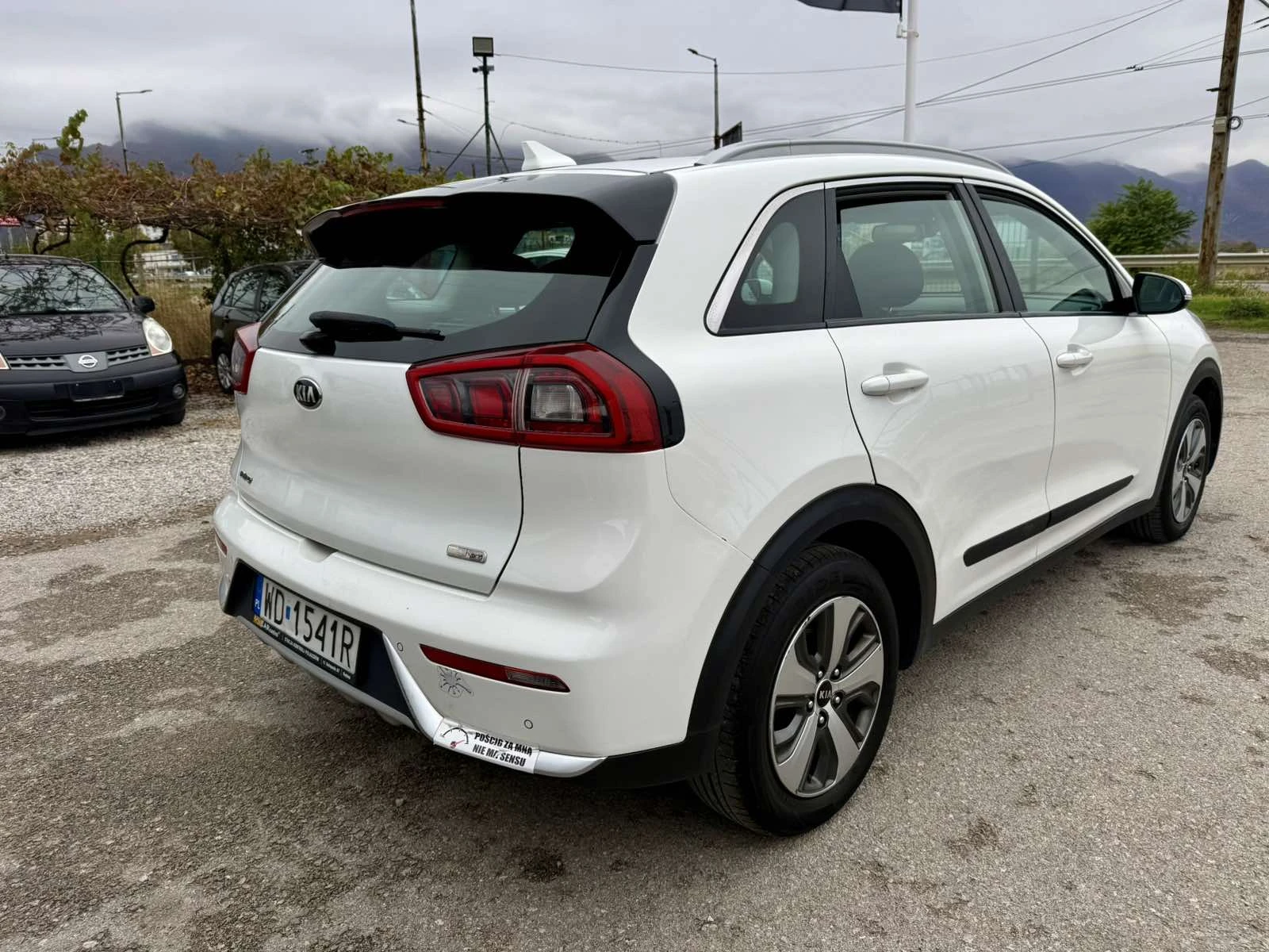 Kia Niro 1.6 Hybrid, снимка 6 - Автомобили и джипове - 56710467