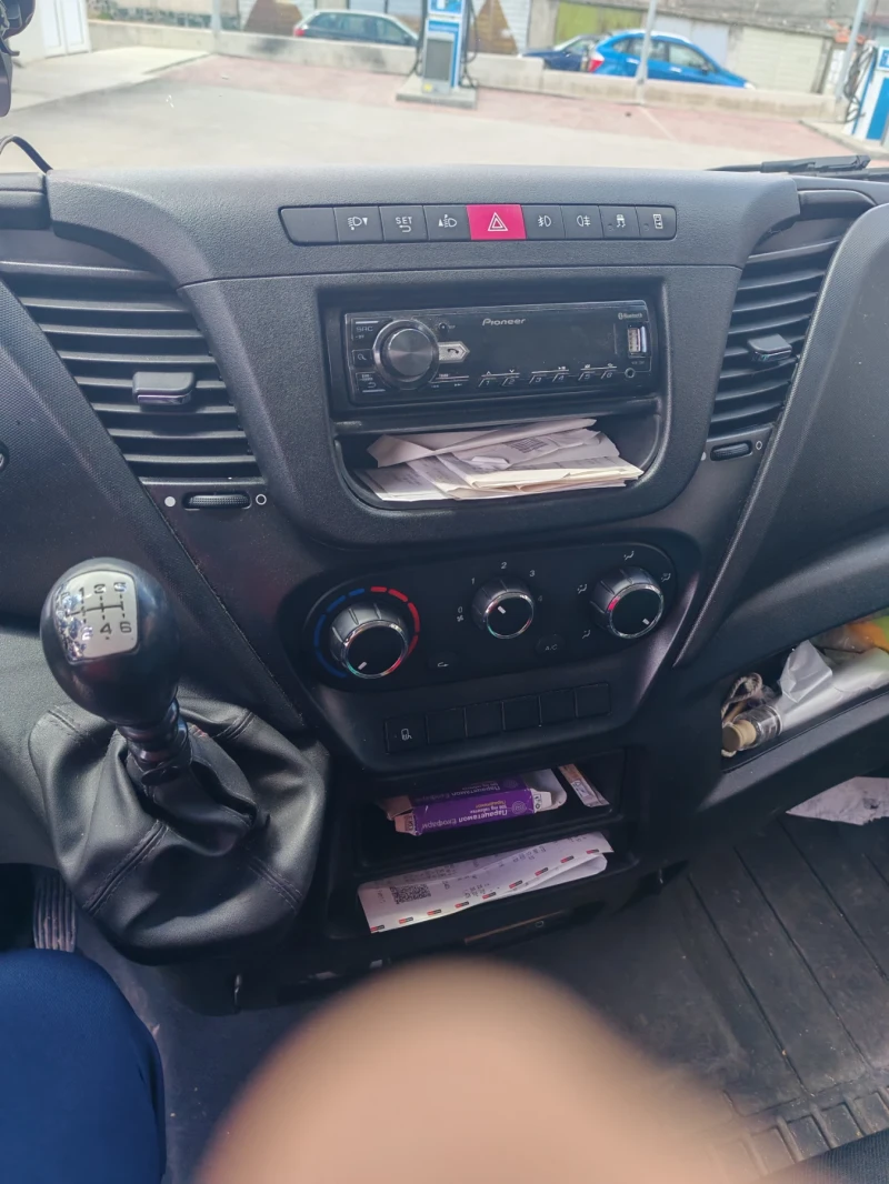 Iveco Daily 35C13 Двойна гума 3500кг без тахограф!МАКСИ БАЗА !, снимка 13 - Бусове и автобуси - 50941982