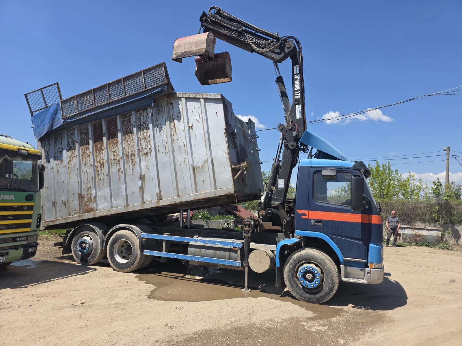 Volvo Fm 7 Самосвал с кран 37м3
