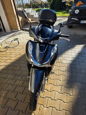 Honda Sh Keyless, снимка 9