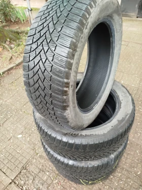 Гуми Зимни 235/55R18, снимка 1
