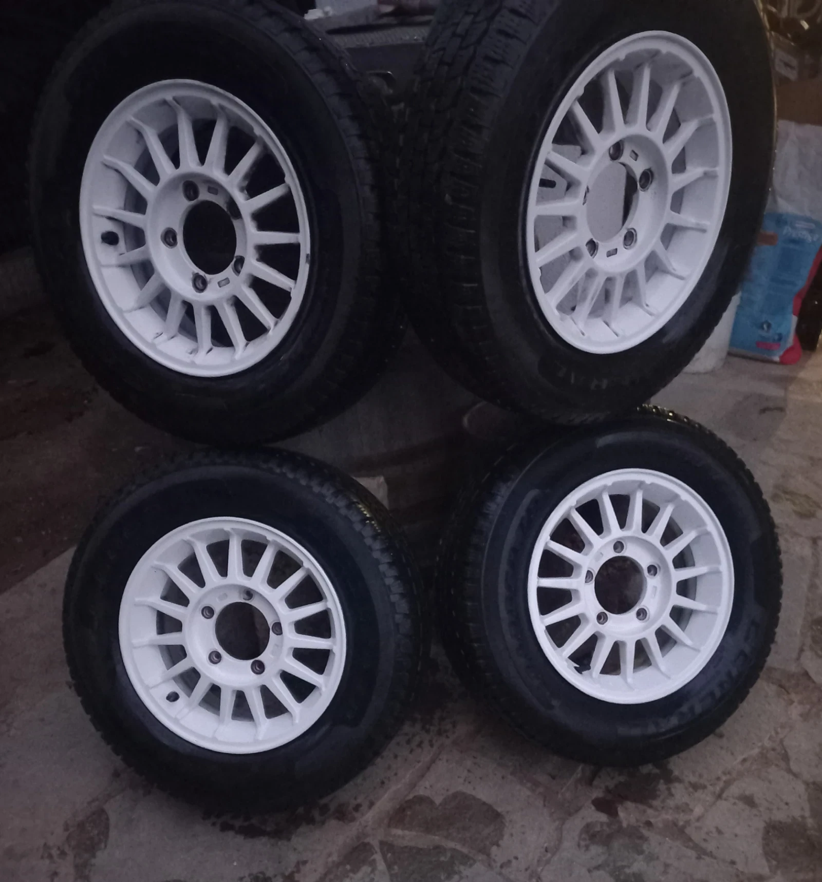 Гуми с джанти General 205/70R15