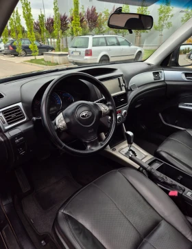 Subaru Forester 2.0 ГАЗ* АВТОМАТ* СЕРВИЗНА ИСТОРИЯ , снимка 5