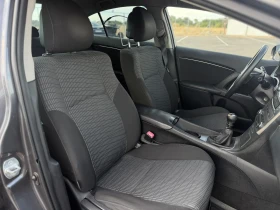 Toyota Avensis, снимка 10