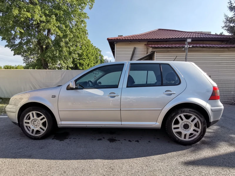 VW Golf Капариран! 4 / 1.6 / климатроник / всичко платено, снимка 3 - Автомобили и джипове - 47481723