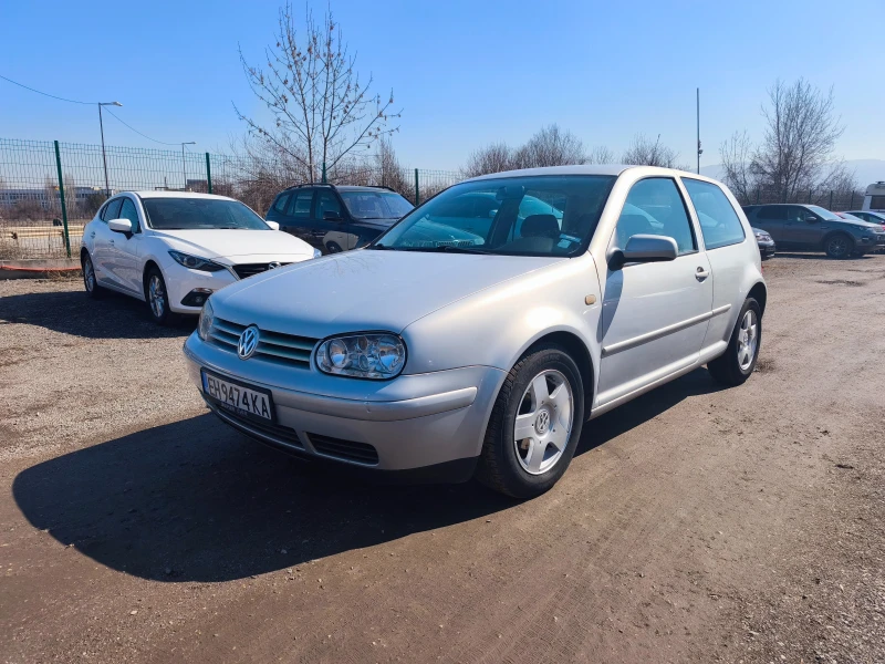 VW Golf 1.6.i, снимка 1 - Автомобили и джипове - 49377808