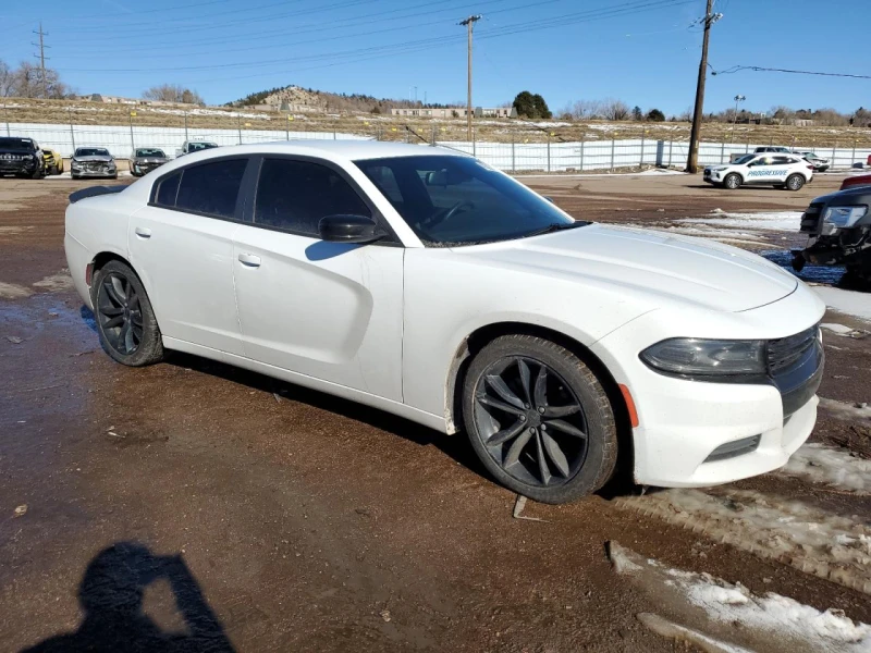 Dodge Charger 3.6 V6 / ПЕРФЕКТЕН, снимка 3 - Автомобили и джипове - 49590705