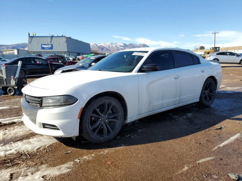 Dodge Charger 3.6 V6 / ПЕРФЕКТЕН, снимка 2 - Автомобили и джипове - 49590705