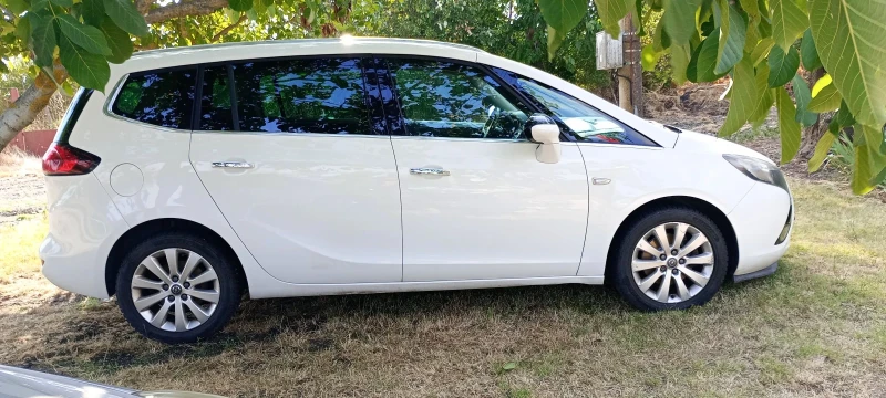 Opel Zafira 1.6 CNG, снимка 4 - Автомобили и джипове - 52102684