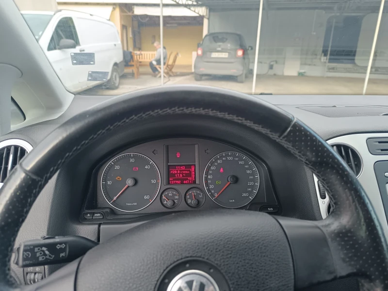 VW Golf Plus Cros, снимка 6 - Автомобили и джипове - 52427294