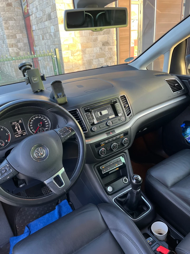 VW Sharan 2.0TD? УНИКАТ БЕЗ ЗАБЕЛЕШКИ, снимка 11 - Автомобили и джипове - 52727148