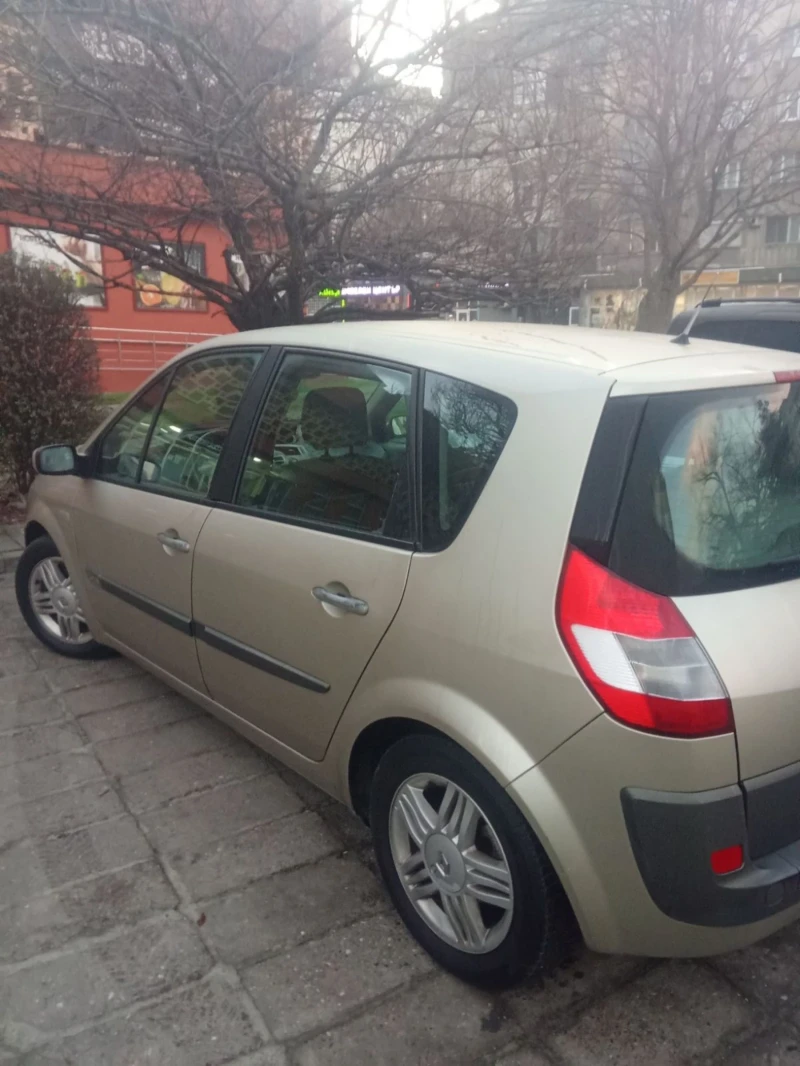 Renault Scenic, снимка 2 - Автомобили и джипове - 53013690