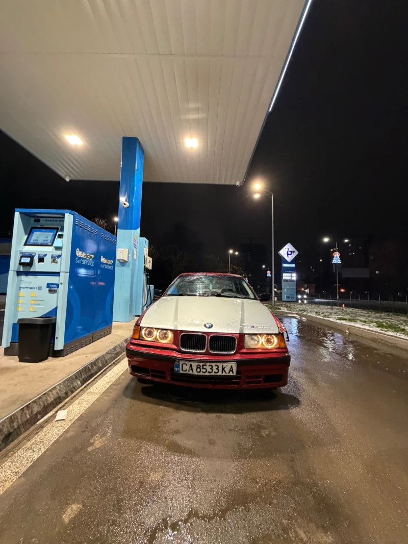 BMW 318, снимка 4 - Автомобили и джипове - 53067322