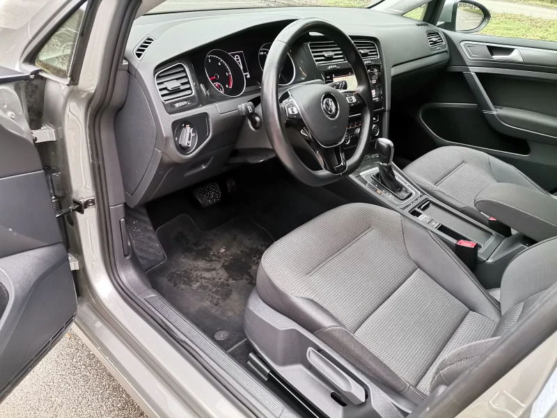 VW Golf 1.6TDI/116кс./DSG7ск./Подгрев/Теглич, снимка 9 - Автомобили и джипове - 53284485