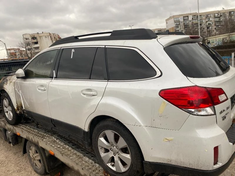 Subaru Outback Subaru Outback 3,6 3бр.за части, снимка 6 - Автомобили и джипове - 33213786