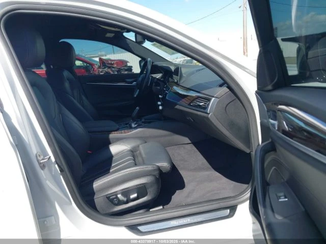 BMW 540 M SPORT LINE* Shadow* Head up* Panorama | Mobile.bg   9