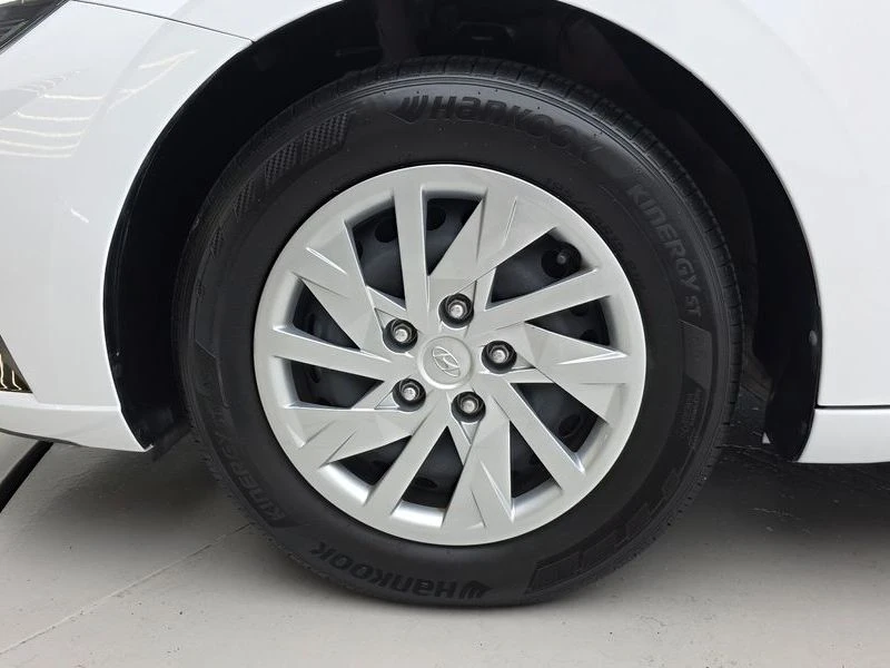Hyundai Elantra 1.6 LPi (Rental Car)| 117к.с.| ВКЛ.ТЕХНОТЕСТ, снимка 5 - Автомобили и джипове - 55665099