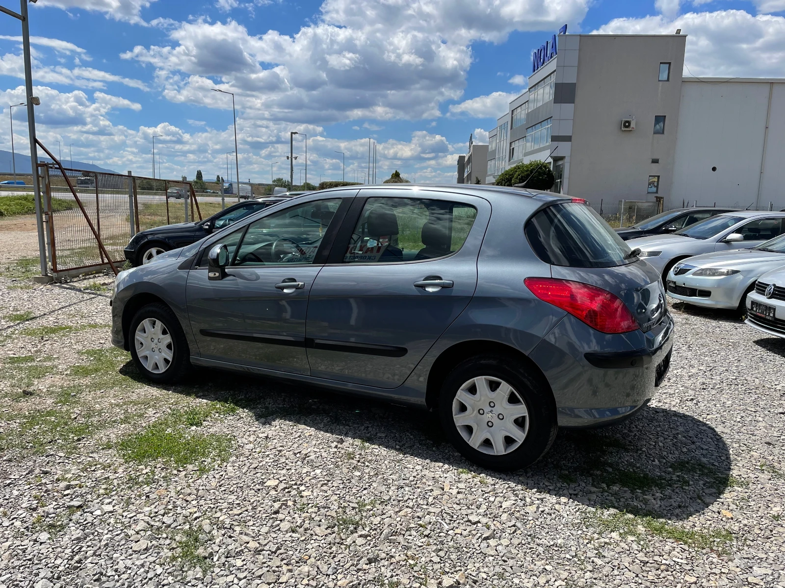 Peugeot 308 1.4i - изображение 6