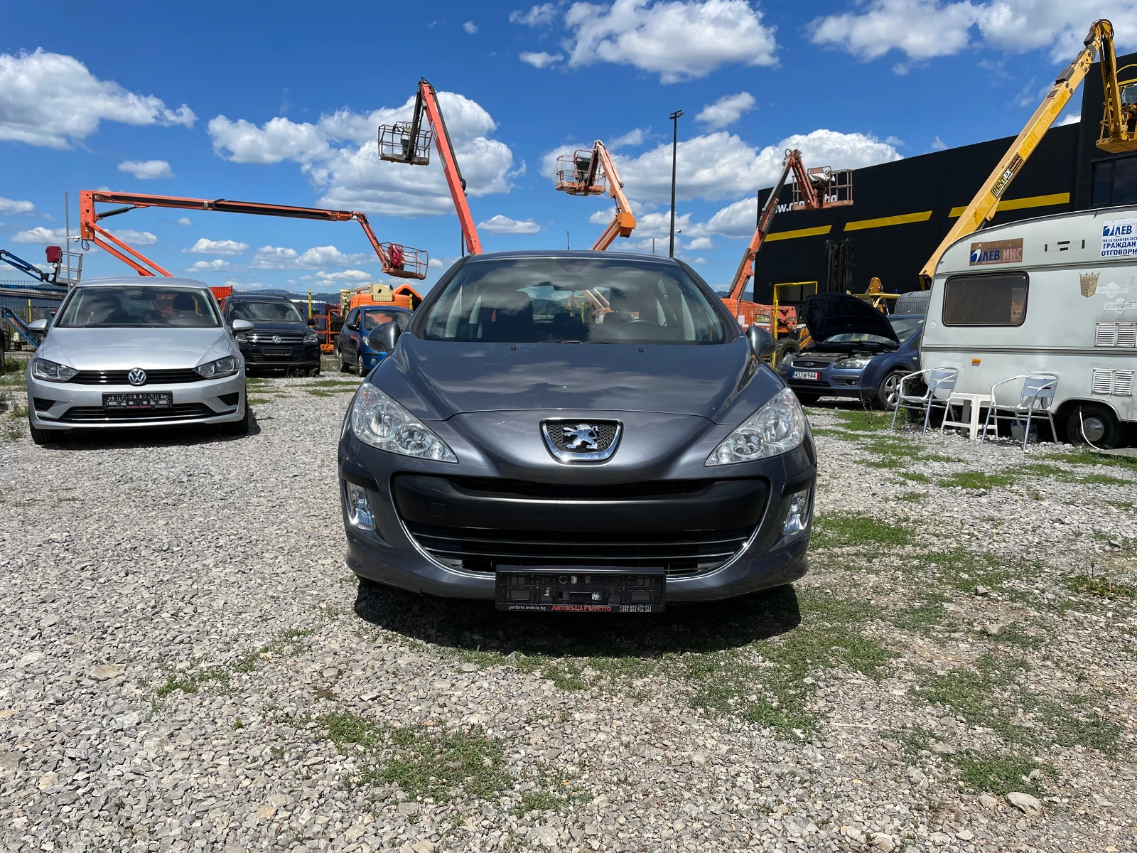 Peugeot 308 1.4i - изображение 2