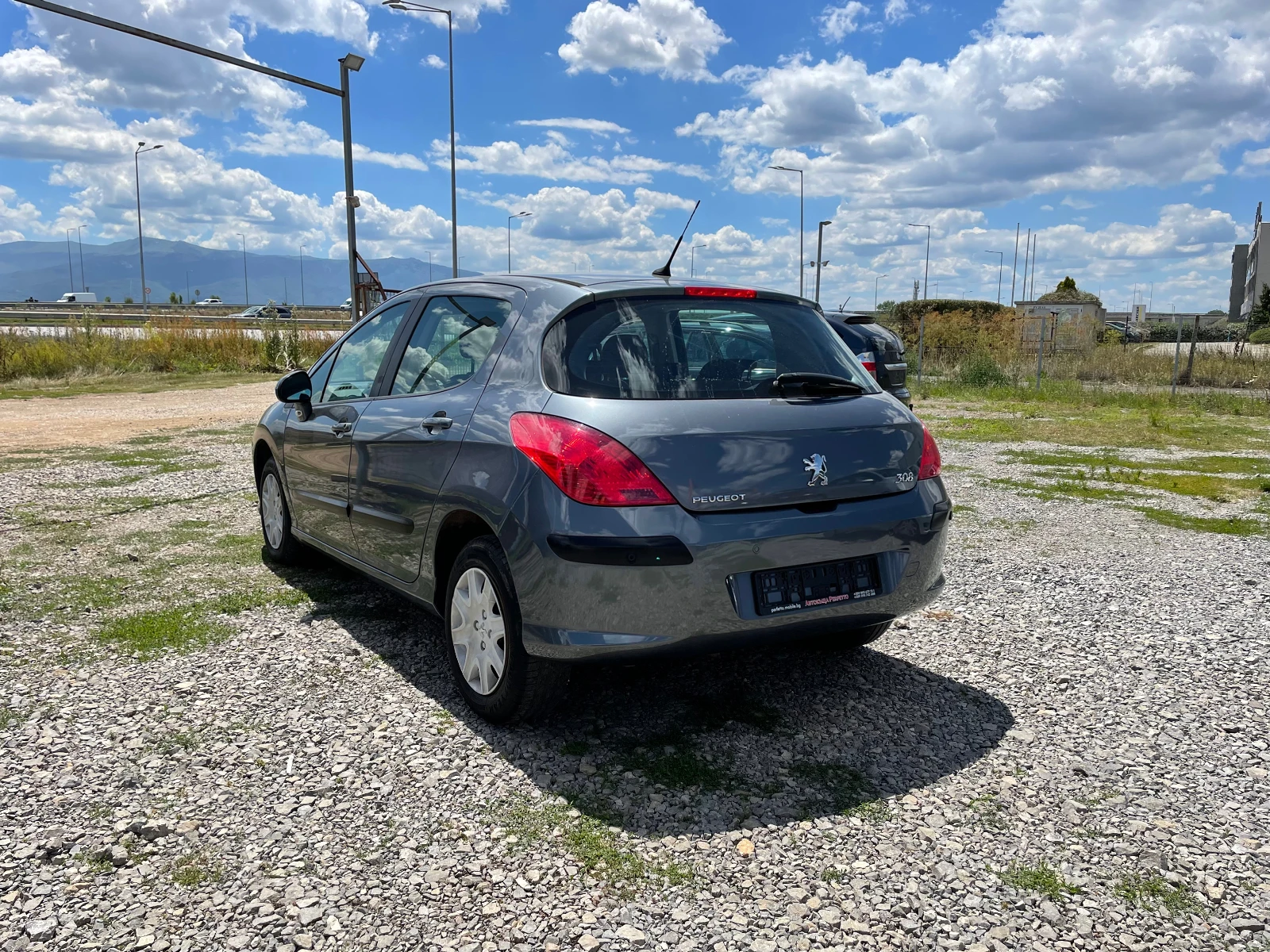 Peugeot 308 1.4i - изображение 7