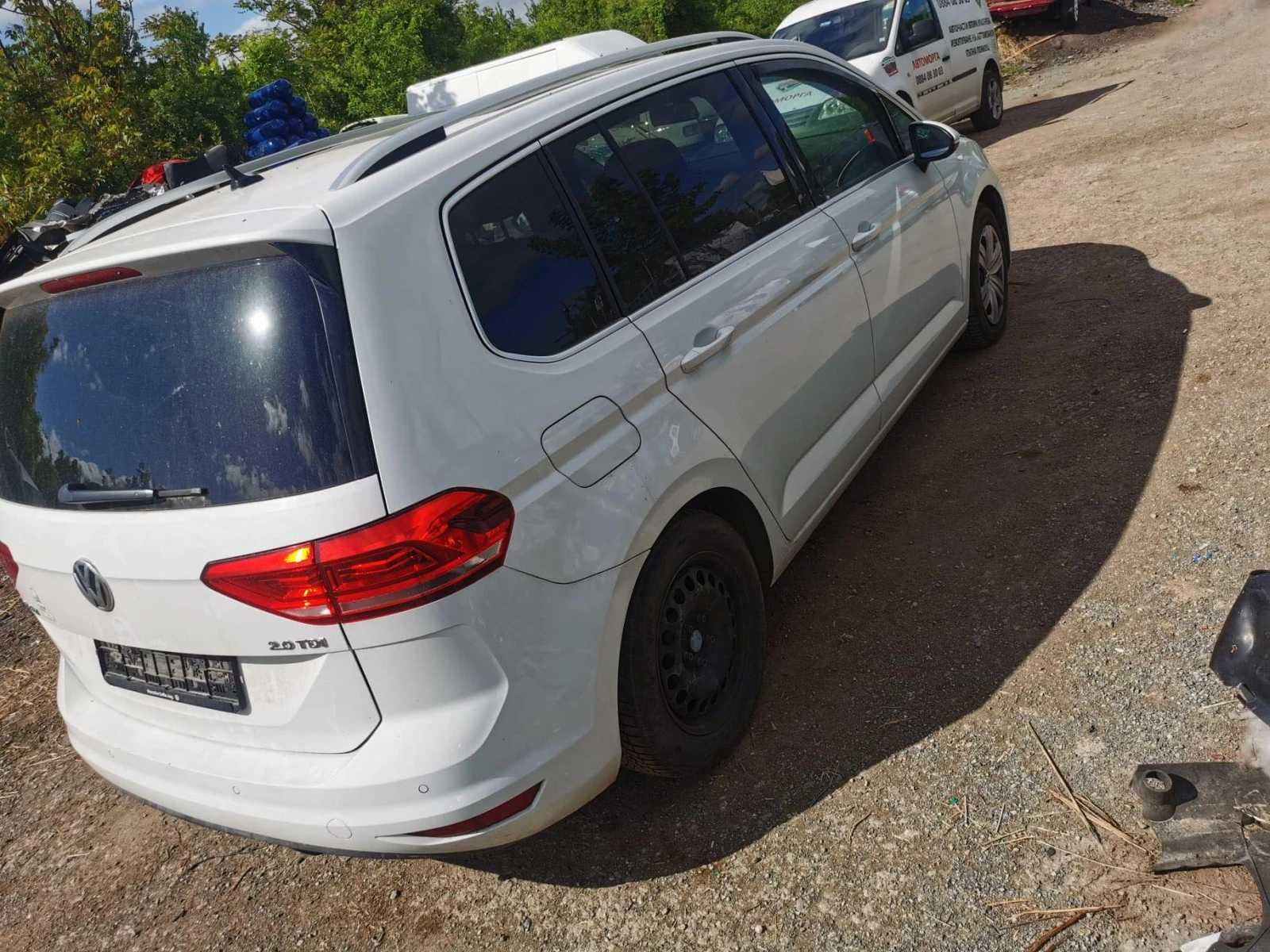 VW Touran 2.0TDI, DSG, Panorama, KEYLESS - изображение 4