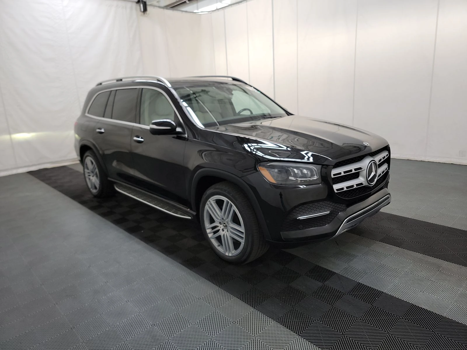 Mercedes-Benz GLS 450 4MATIC - изображение 3