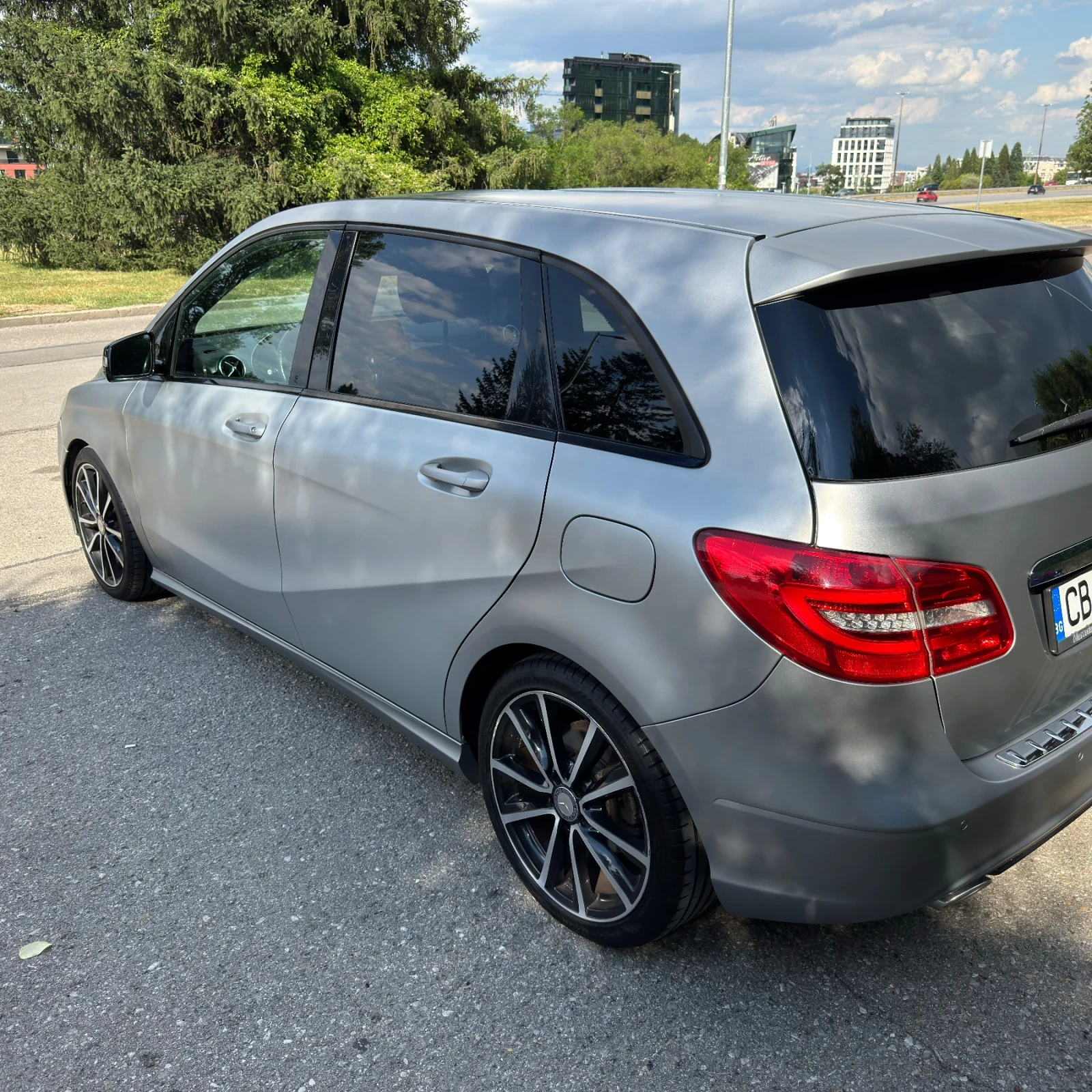 Mercedes-Benz B 180 Sport - изображение 3