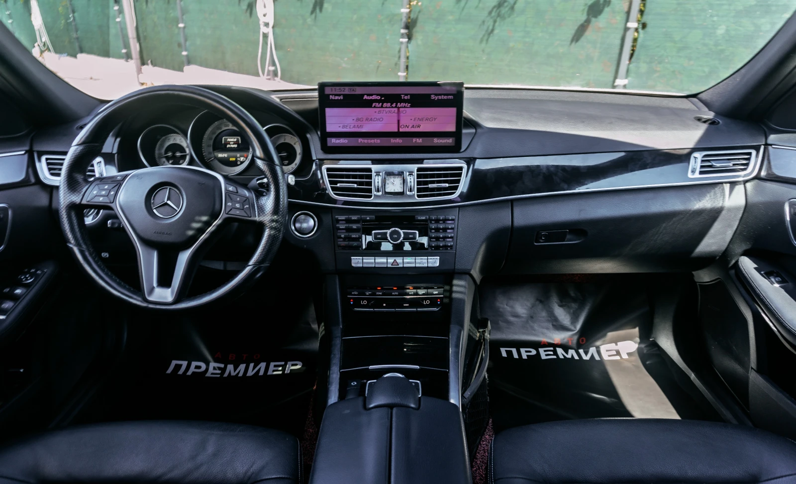 Mercedes-Benz E 220 2.2-CDI-6М ГАРАНЦИЯ-РЕАЛНИ КИЛОМЕТРИ-ТОП СЪСТОЯНИЕ - изображение 10