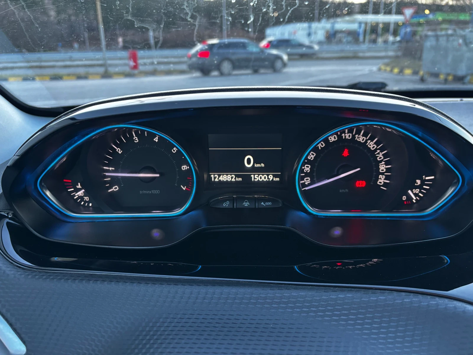 Peugeot 2008 1.2 I* ALLURE* EURO 6* 126 000 KM* SERVICE BOOK* K | Mobile.bg � ����������� 12