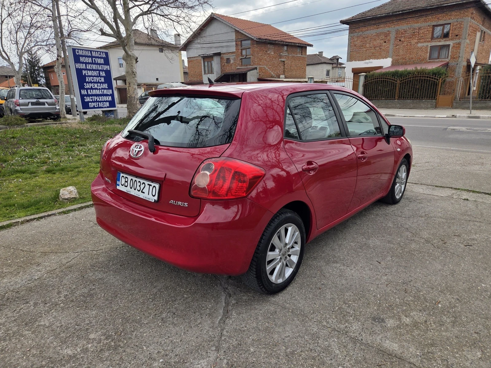 Toyota Auris, снимка 5 - Автомобили и джипове - 53910080