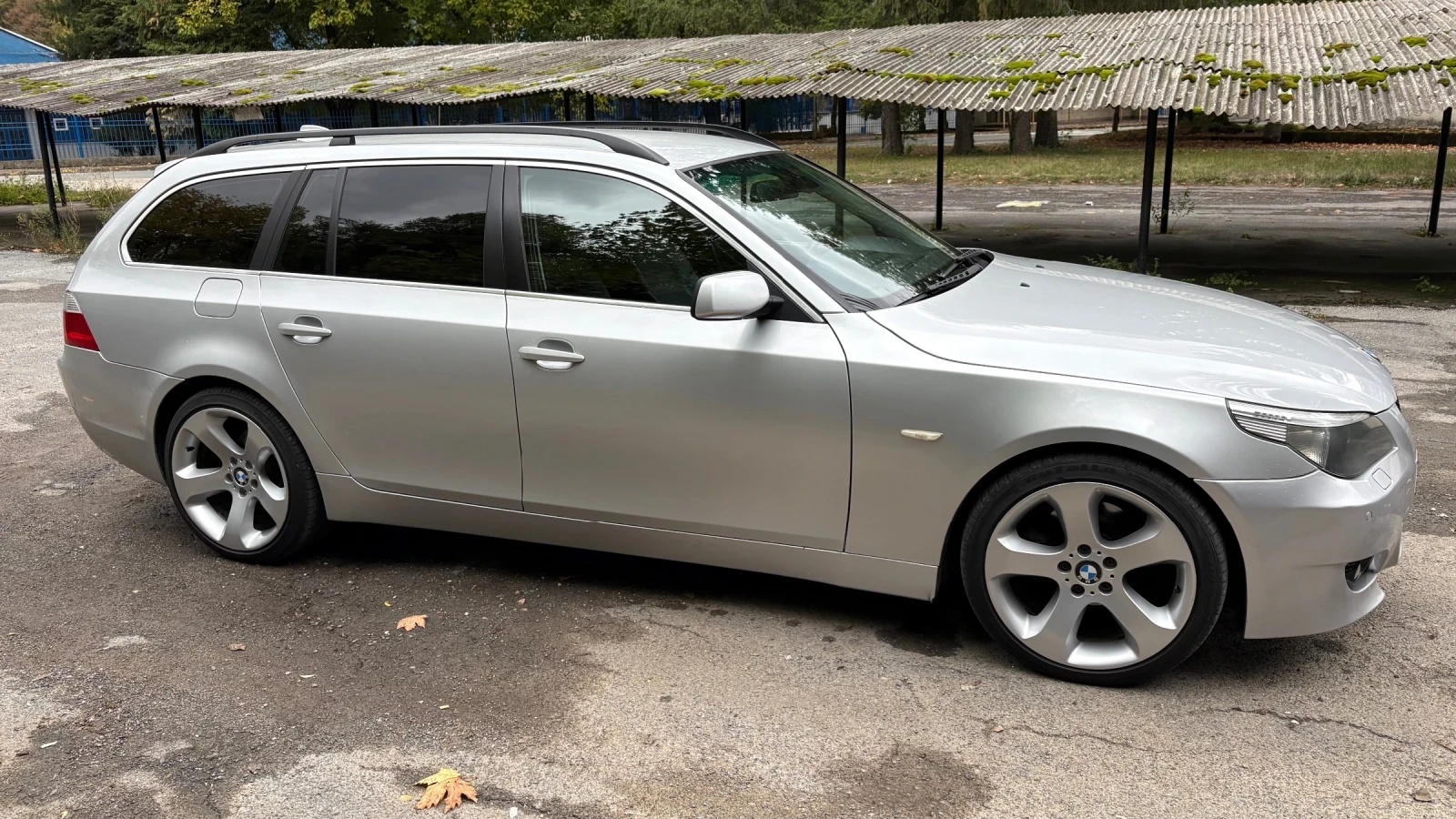 BMW 525, снимка 15 - Автомобили и джипове - 53988825