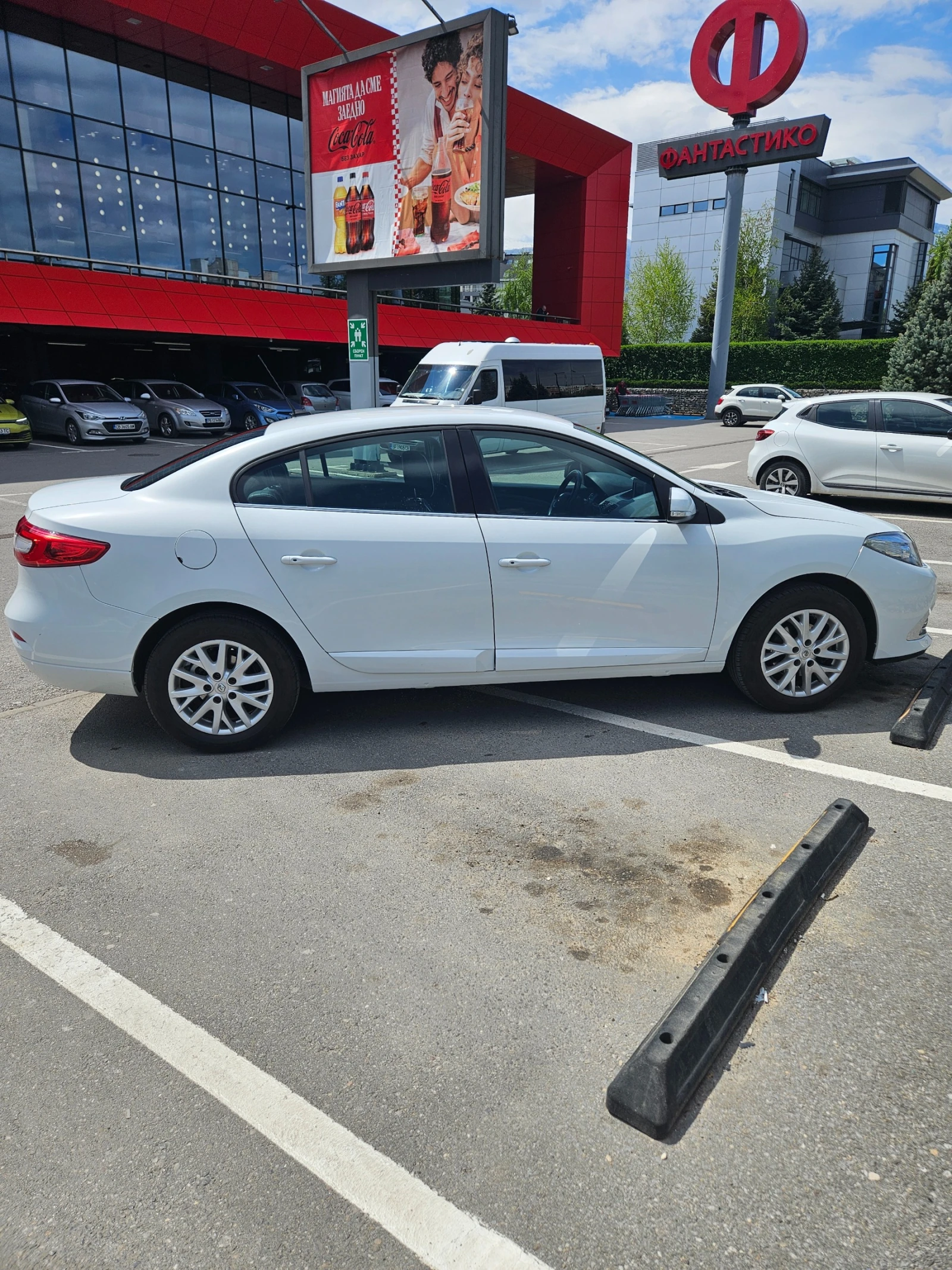 Renault Fluence, снимка 7 - Автомобили и джипове - 54393016