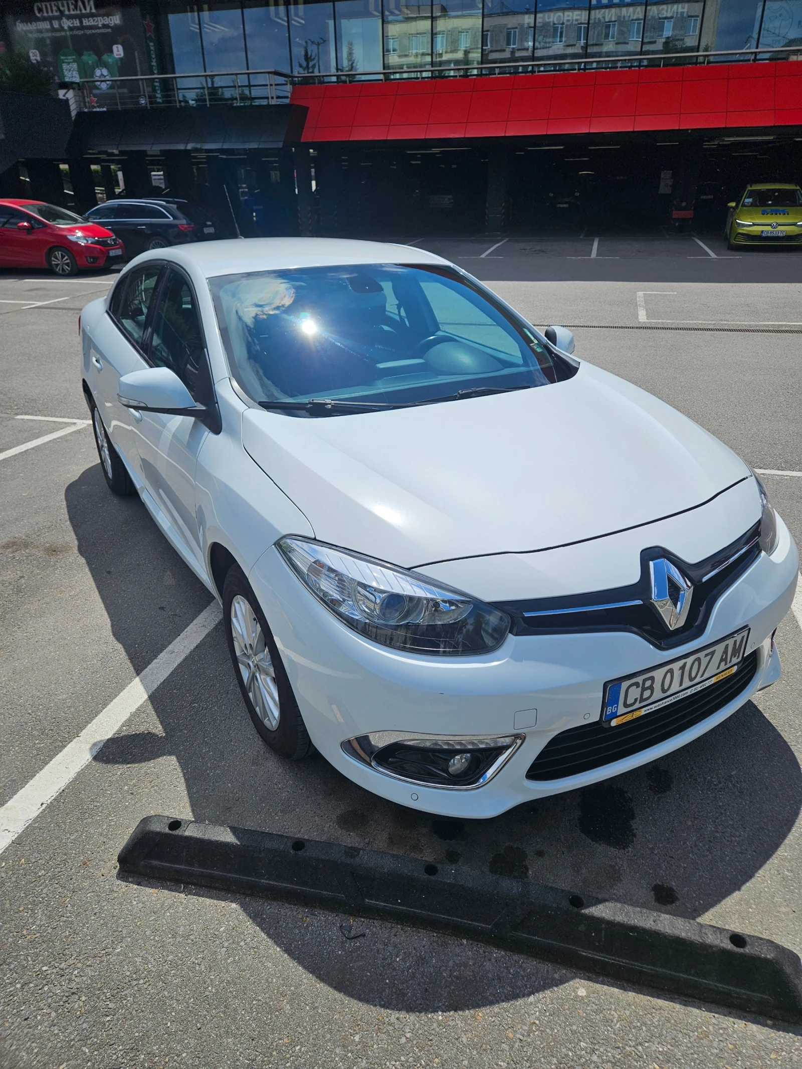 Renault Fluence, снимка 8 - Автомобили и джипове - 54393016