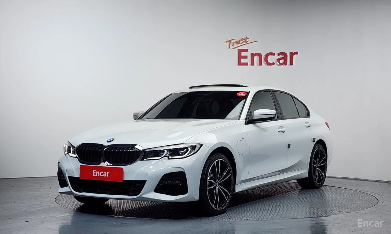 BMW 330 E* HYBRID* M* SPORT* 360КАМЕРА* LANE* ASSIST* 