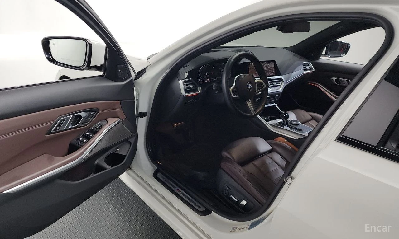 BMW 330 E* HYBRID* M* SPORT* 360КАМЕРА* LANE* ASSIST* , снимка 5 - Автомобили и джипове - 54592631