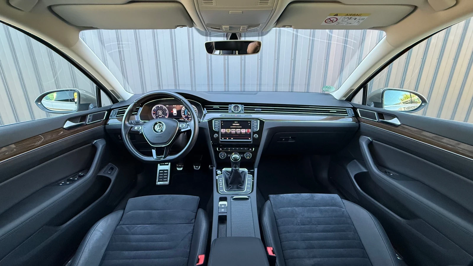 VW Passat HIGHLINE DIGITAL, снимка 10 - Автомобили и джипове - 54610677