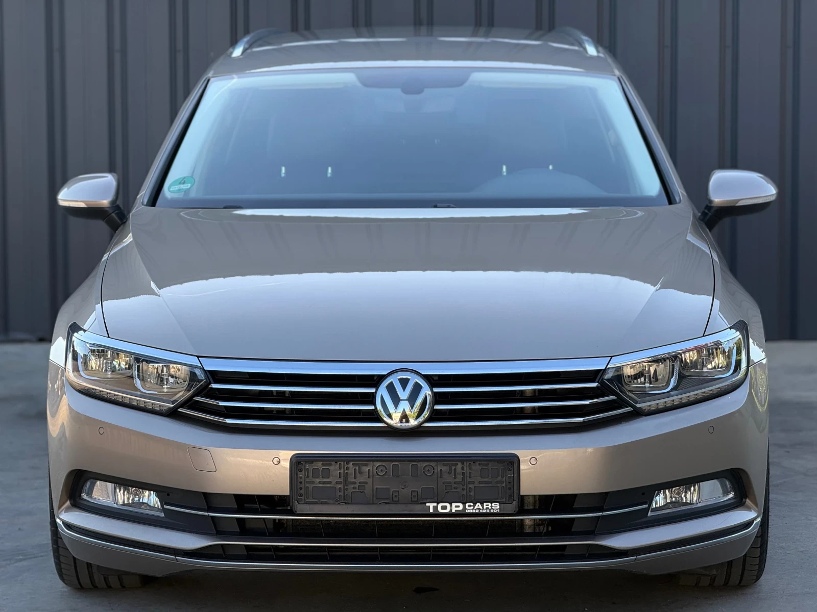 VW Passat HIGHLINE DIGITAL, снимка 2 - Автомобили и джипове - 54610677