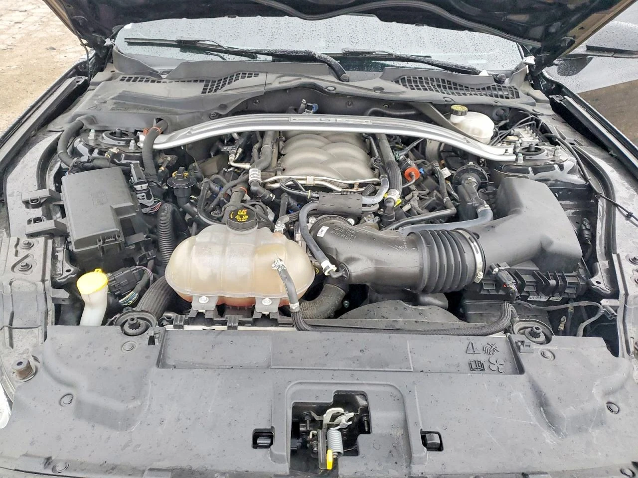 Ford Mustang GT* SPORT* 5.0L V8 COYOTE* 460PH * КОЖА* АВТОМАТИК, снимка 11 - Автомобили и джипове - 54663872