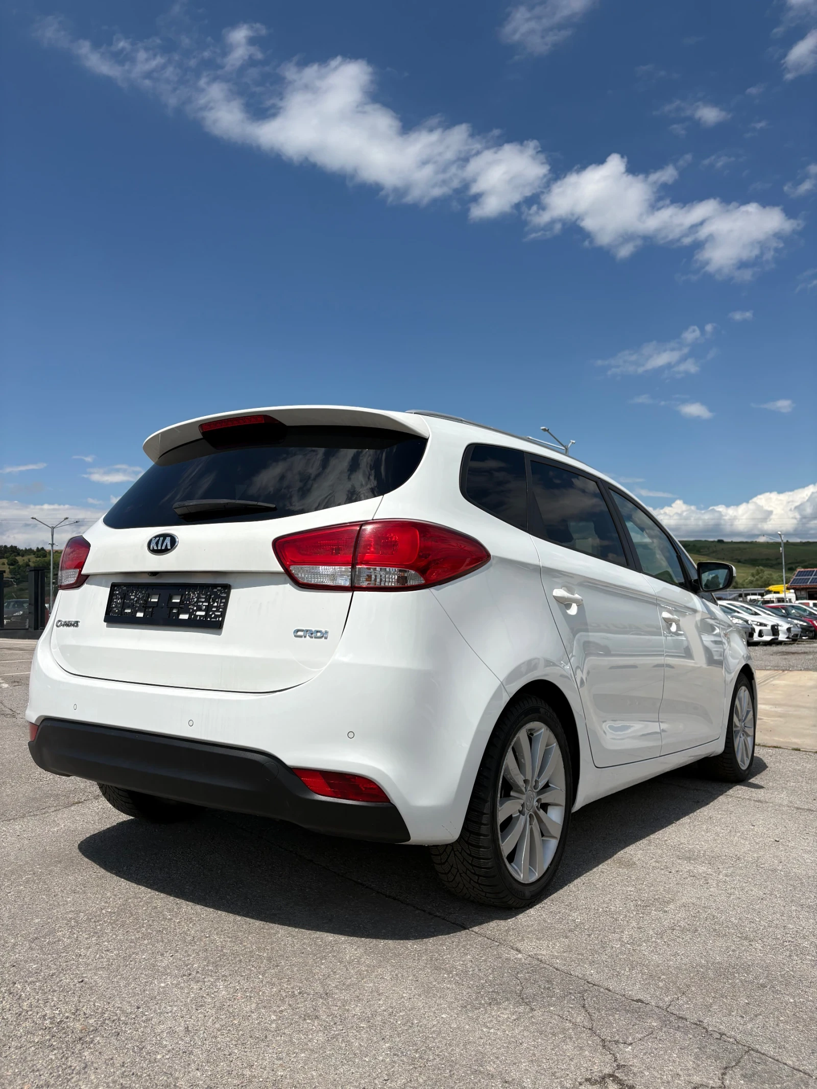 Kia Carens Automatic , снимка 4 - Автомобили и джипове - 54750939