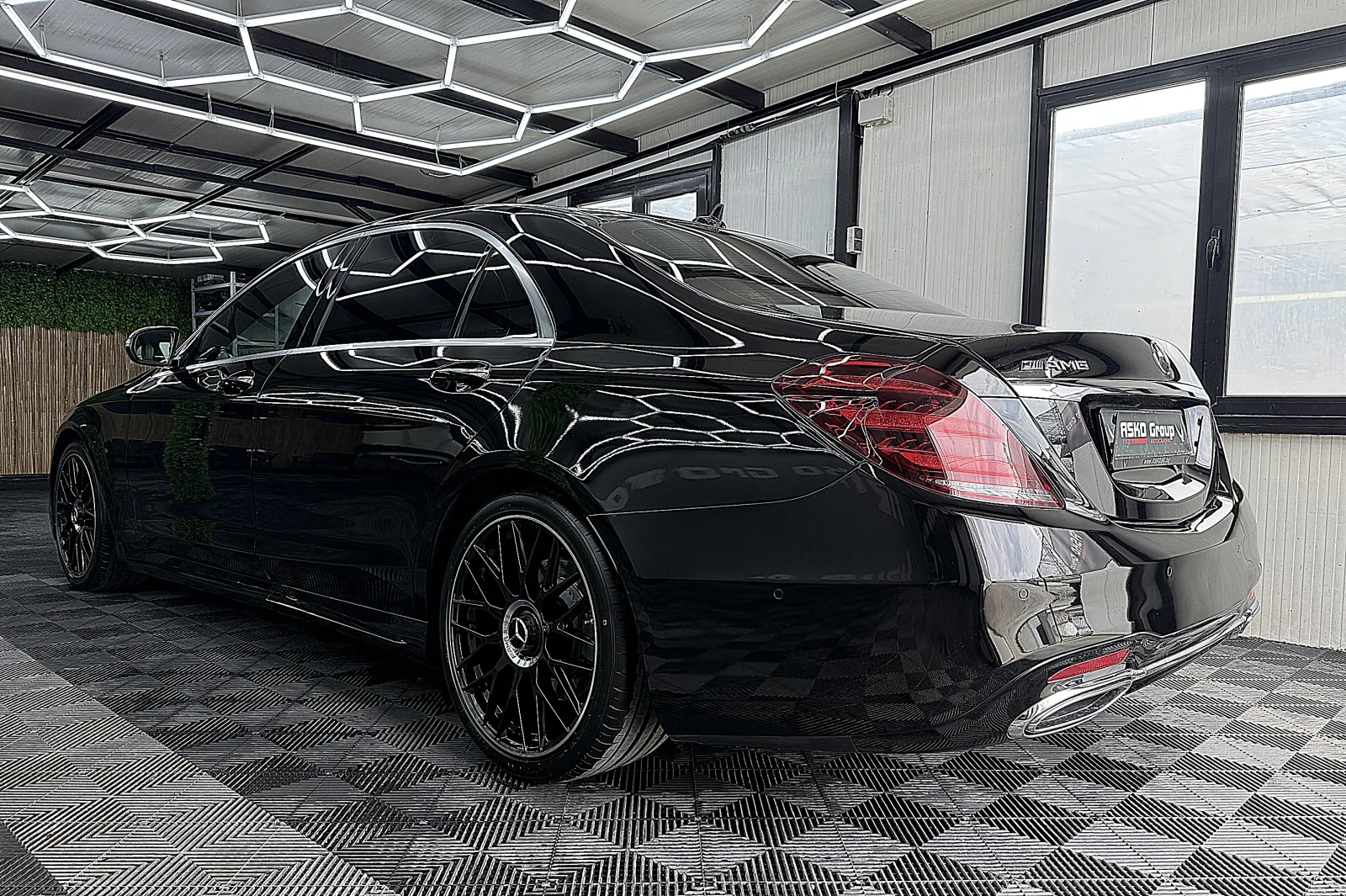 Mercedes-Benz S 350 AMG-line/LONG/PANORAMA/Face/БИЗНИС КЛАС ЛИЗИНГ, снимка 4 - Автомобили и джипове - 54778387