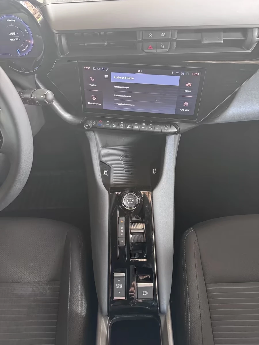 Alfa Romeo Junior ELECTRIC PARKTRONIC FULL LED ТЕРМОПОМПА, снимка 8 - Автомобили и джипове - 54802893