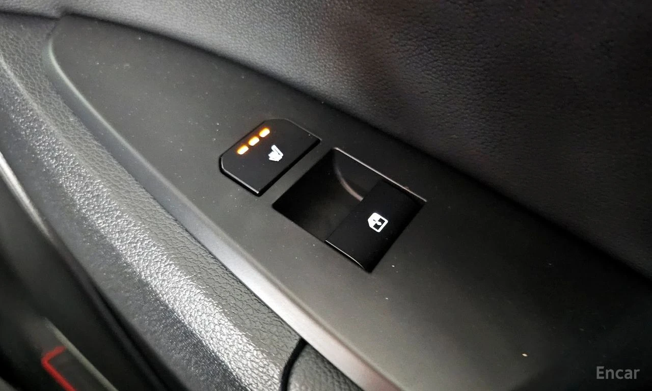 Kia Stinger 1.6T* SIGNATURE* HEAD-UP* DISTRONIC* 360 КАМЕРИ, снимка 16 - Автомобили и джипове - 54852563